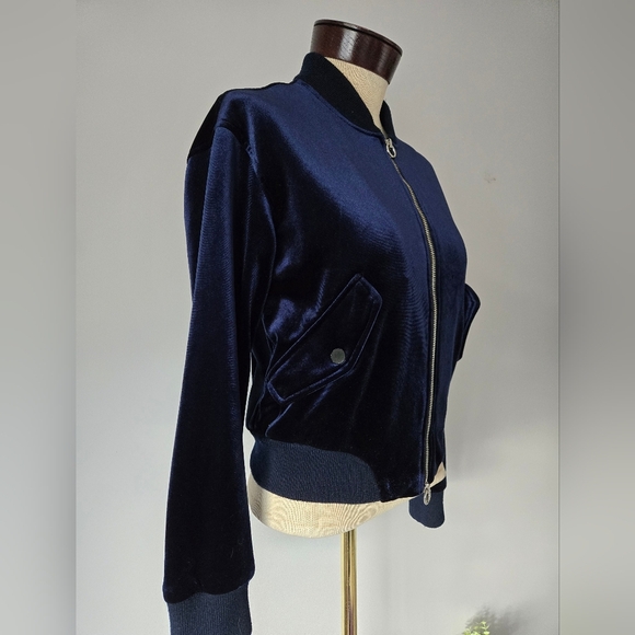 PULL & BEAR crushed velvet navy bomber jacket. Size small - Picture 2 of 11
